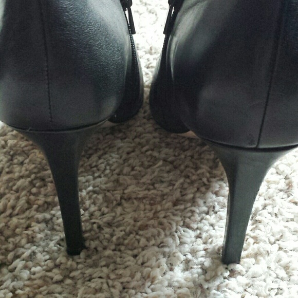 Klaudia Studded toe booties - Picture 5 of 8